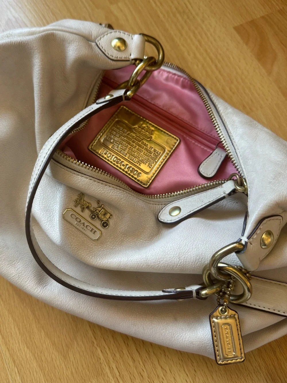 Vintage Coach white leather hobo bag with gold hardware